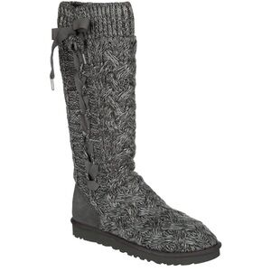 New without box Woman's Mahalya Grey Lace Up Cardi Cable Knit Uggs US Size 6